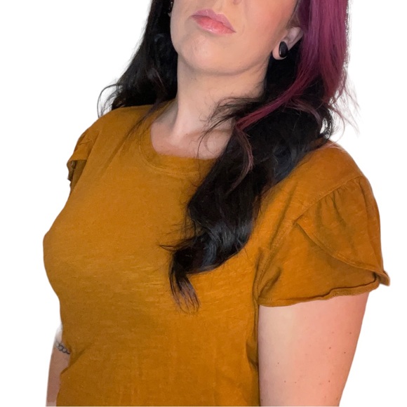 We The Free|Flouncey Tee - Picture 6 of 7